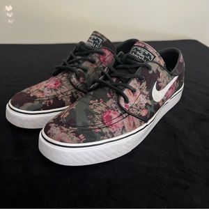 Nike SB Janoski *RARE*